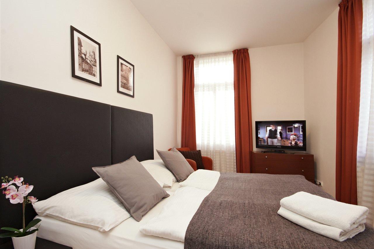 Theatre Residence Прага Екстериор снимка