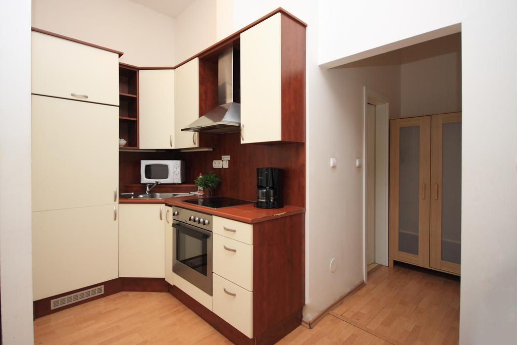Theatre Residence Прага Екстериор снимка
