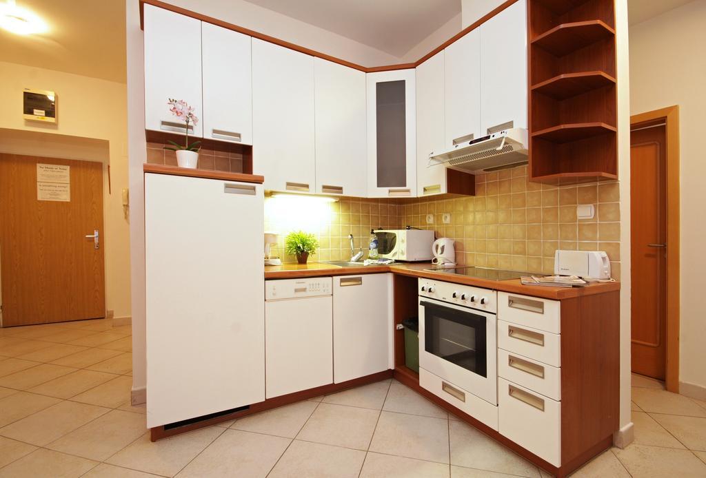Theatre Residence Прага Екстериор снимка