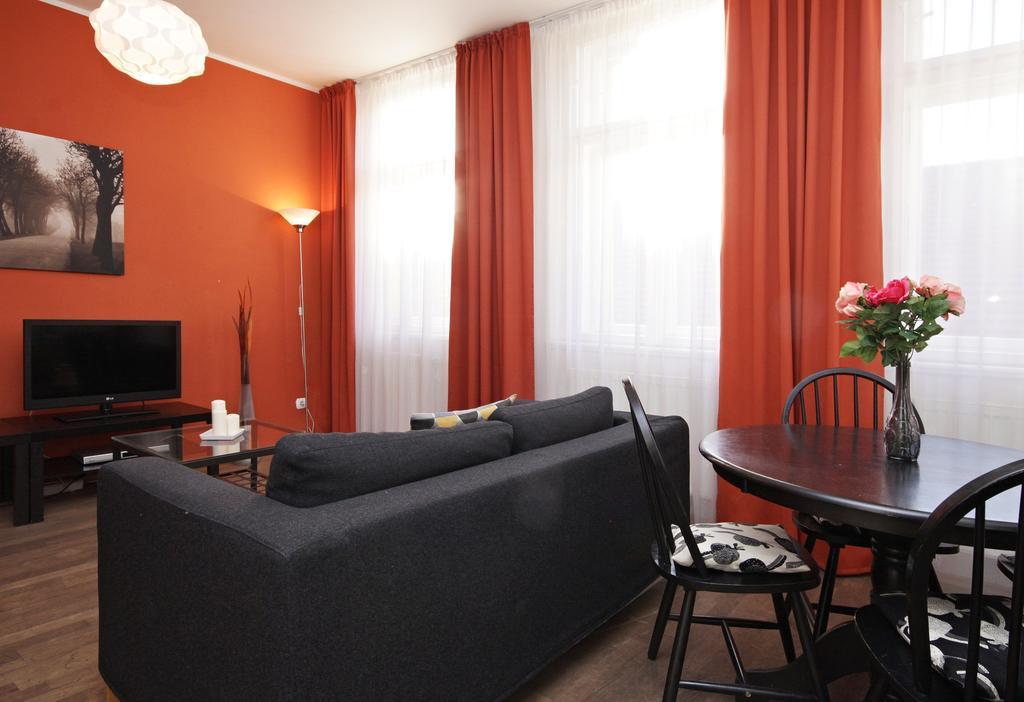 Theatre Residence Прага Екстериор снимка