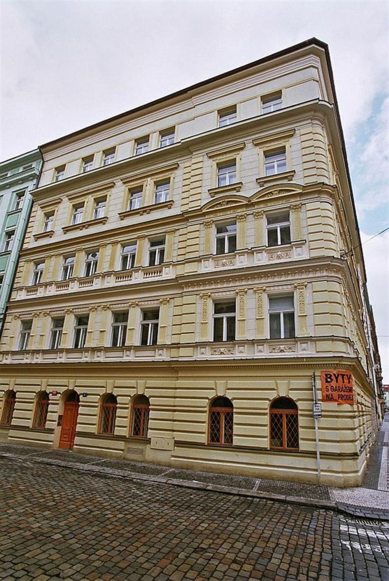 Theatre Residence Прага Екстериор снимка