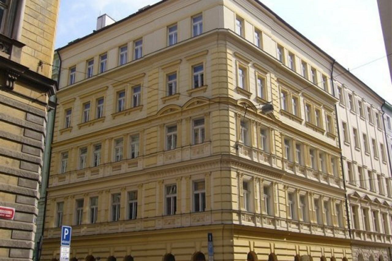 Theatre Residence Прага Екстериор снимка
